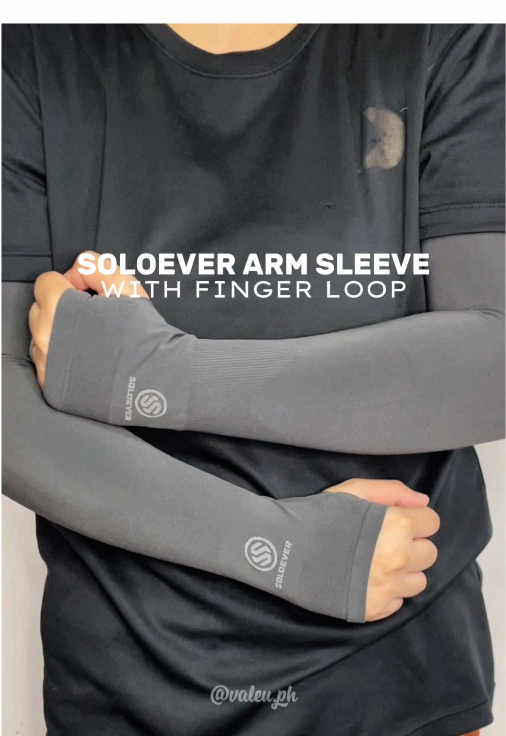 Soloever Arm Sleeve with Finger loop na pwede sa mainit at pwede sa maulan.  #soloever #armsleeve #fullarmsleeve #armsleevewithuvprotection #armsleevewithfingerloop #armsleeveforriders #armprotectionsleeve 