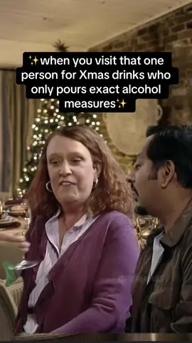 ✨party pooper 🙄😅✨ #ithinkivejustmadeahashtag #foryoupage #fypシ゚ #tightbastard #momswhodrink #christmasdrinks #kathyburke #CapCut 