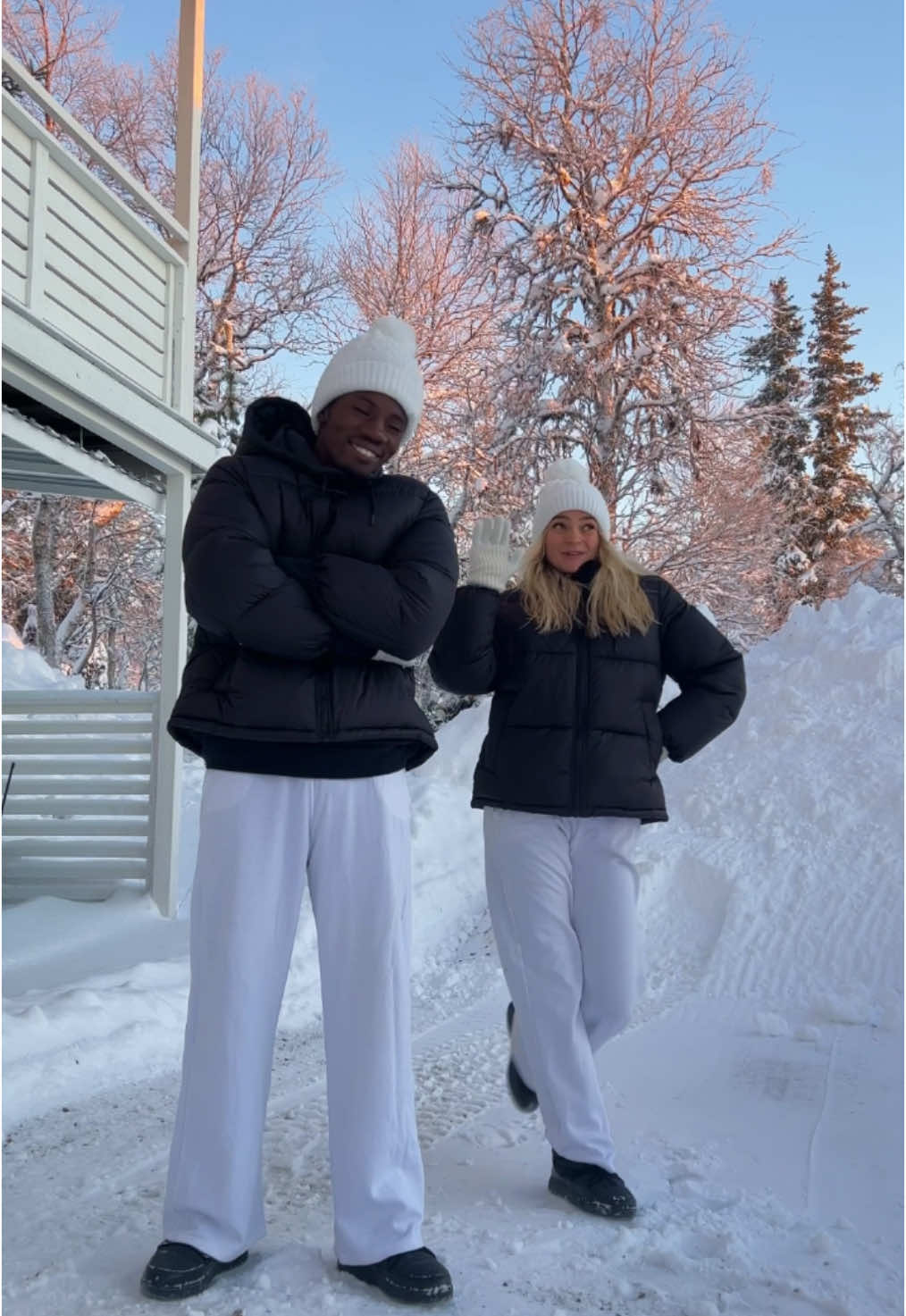 Do you have snow where you are at??❄️🌨️ #snow #couple #christmas #travel #lapland 