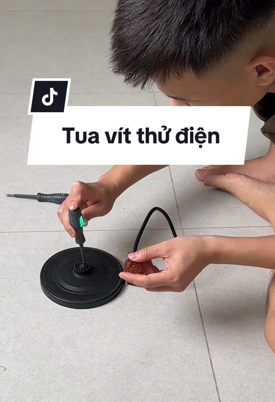 Tiện lợi và tính thực dụng cao nha các bác #tuavitthudien #butthudien #tuavitdien #tuavit #quangreview  