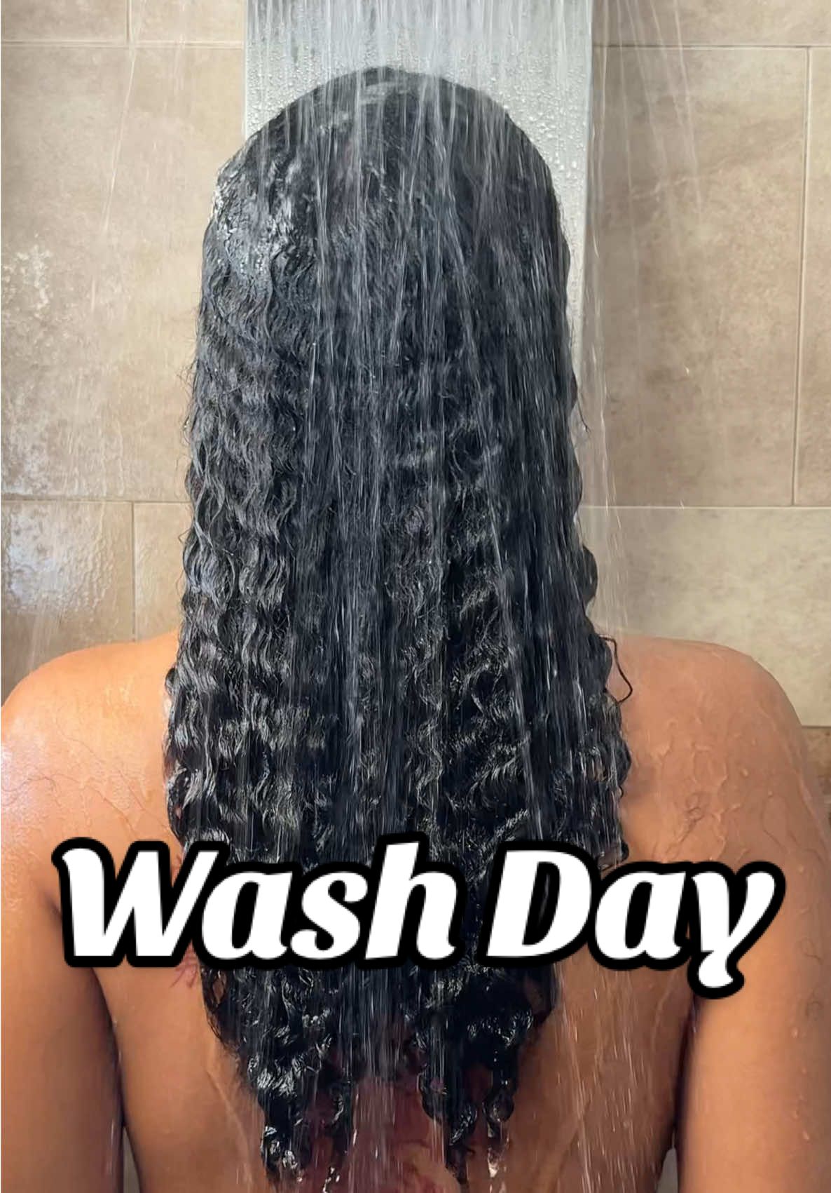 Weekly reset 💆🏽‍♀️ #haircare #routine #washday #hair #curlygirl #hairtok 