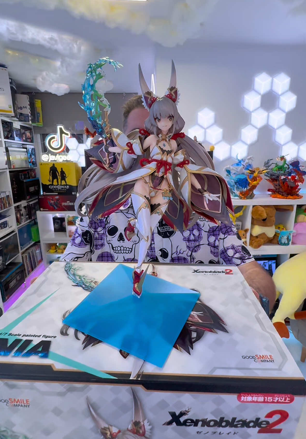 Figura NIA de Xenoblade Chronicles 2 🥳 Mi regalo de cumpleaños 🎂 🎁  Estoy super contento ya que no lo esperaba ❤️ • #gaming #GamingSetup #nintendo #nintendoswitch #xenoblade #xenobladechronicles2 #xenobladechronicles #gamer #gaminglife #gamers #gamingcommunity #gamingposts #gamingroom #gamingsetups #gameroom #figurecollection #figurecollector #goodsmile #goodsmilecompany #setup #setups #toycollector 