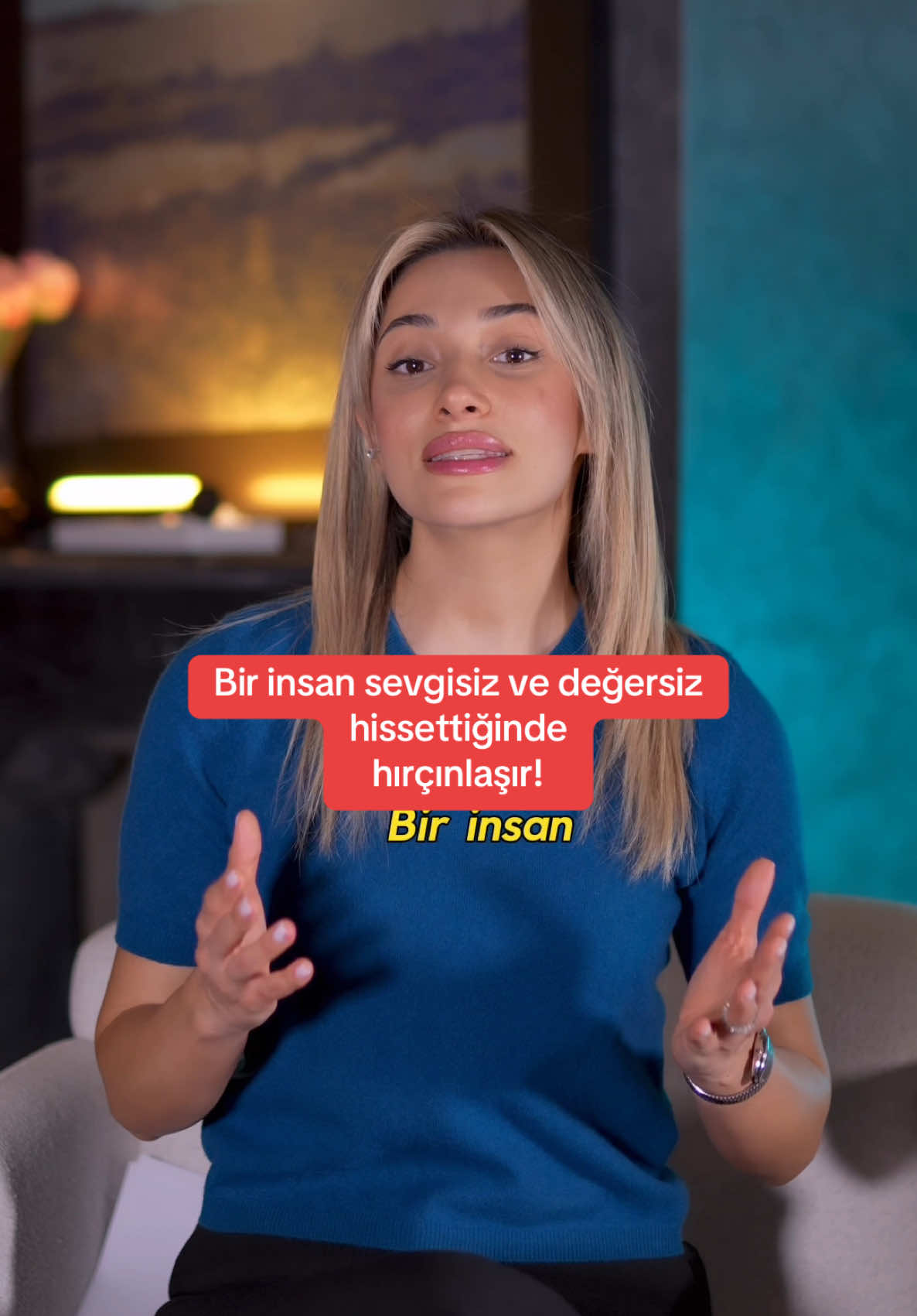 Bir insan sevgisiz ve değersiz hissettiğinde hırçınlaşır. #tubadadaşoğlu #psikologtubadadasoglu #tubadadasoglu #kişiselgelişimvideoları #ilişkiler #özgüven #ilişkilerhakkında #farkındalıkyarat #hayatkuralı 