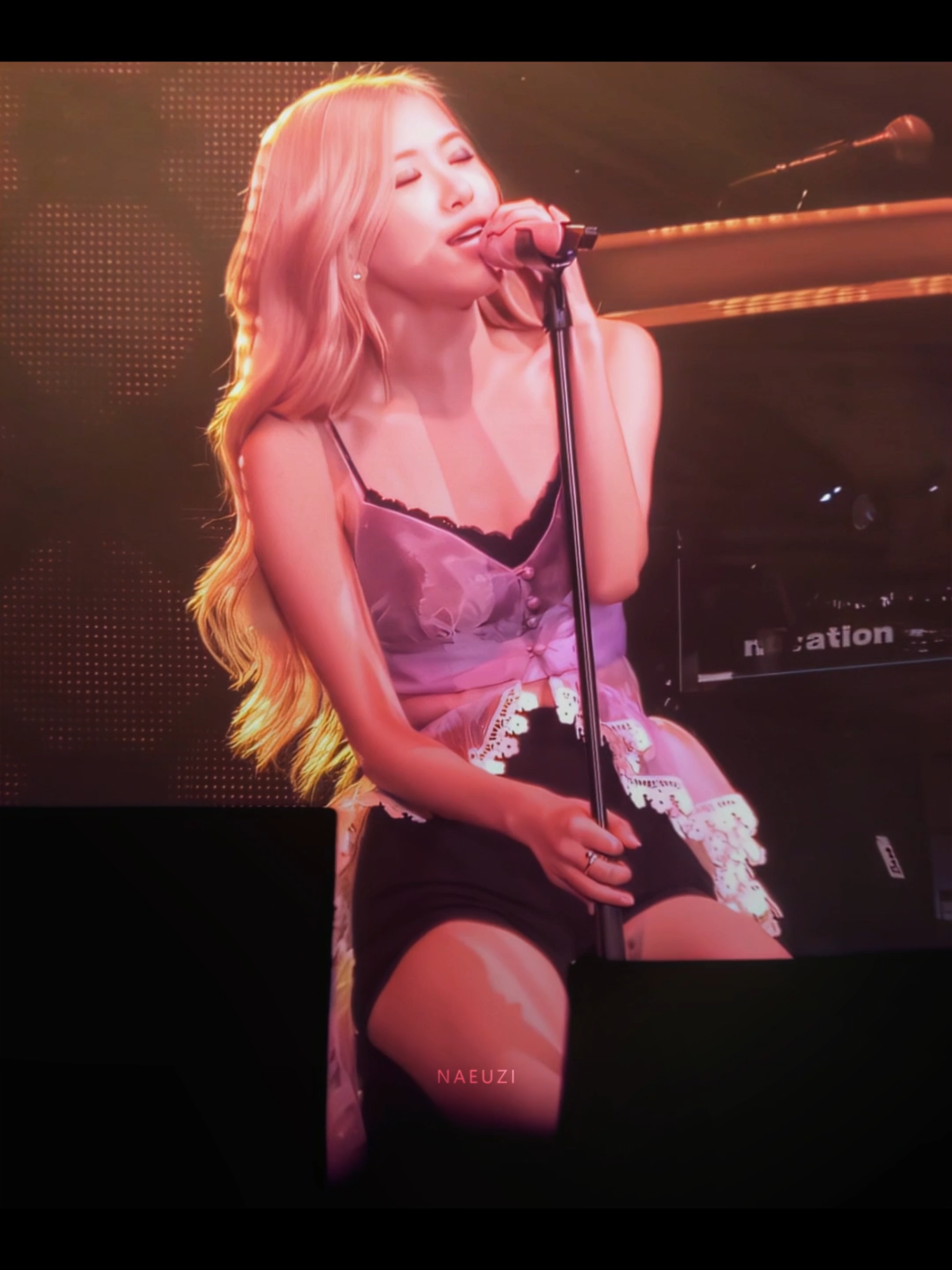 and no one noticed #rosé #roseedit #roseblackpink #roséedit #blackpink #blackpinkedit #kpopedit #kpopfyp #kpop