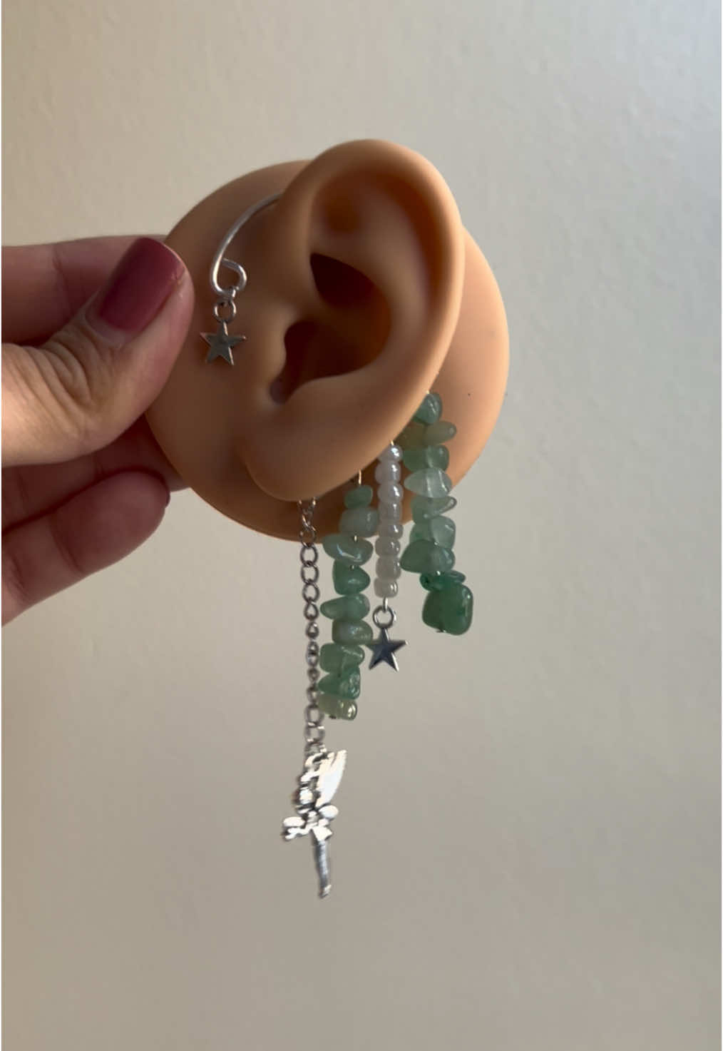 🧚🏼✨ #handmade #earcuffs #crystaljewelry #beadedjewelry #fairies #greenaventurine 