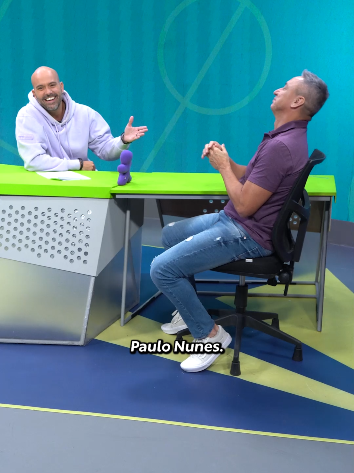 Lucas Gutierrez x Paulo Nunes, a dupla mais bonita, mais rápida e mais carismática da sua TV. #publi #VivoFibra @vivo