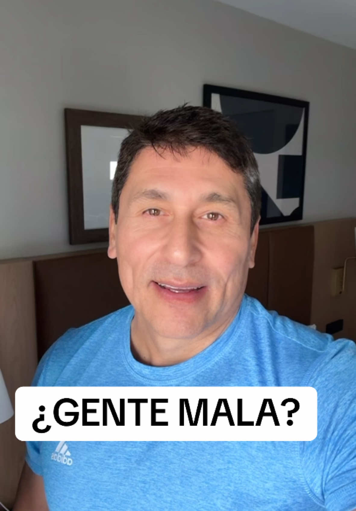 “La gente no es mala, la gente es infeliz” #frasematona #quefuerte #zas #porelplacerdevivir #cesarlozano 