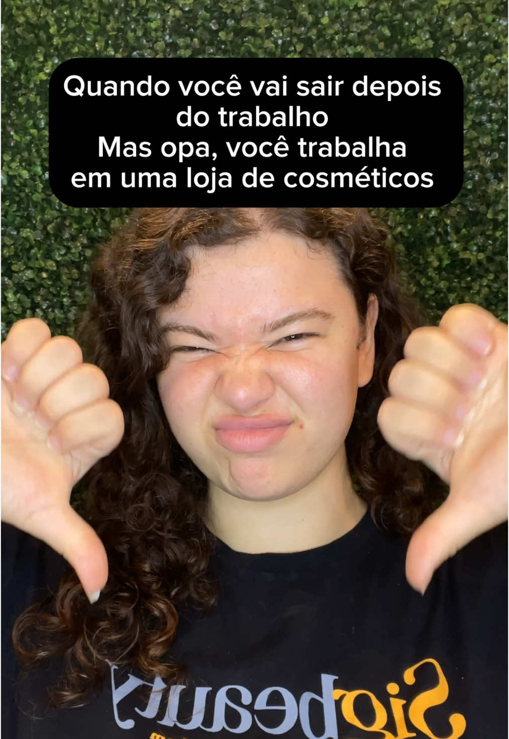 Nossa, por que as amostras acabam tao rapido?!😱😳🤣👀 #skincare #cosmeticos #natal #sjp #saojosedospinhais #fy #getreadywithme #grwm #pele 