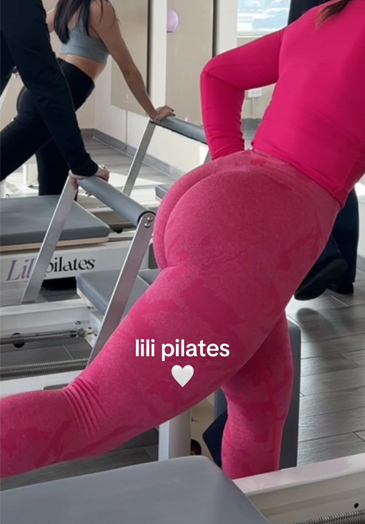 acompañame a un mini blog d mi mañana y si eres d tijuana porque todavia no vas a @Lili Pilates eh??? una hora de conexion ente cuerpo y mente que todos deberiamos d tener 🤍 #pilates 