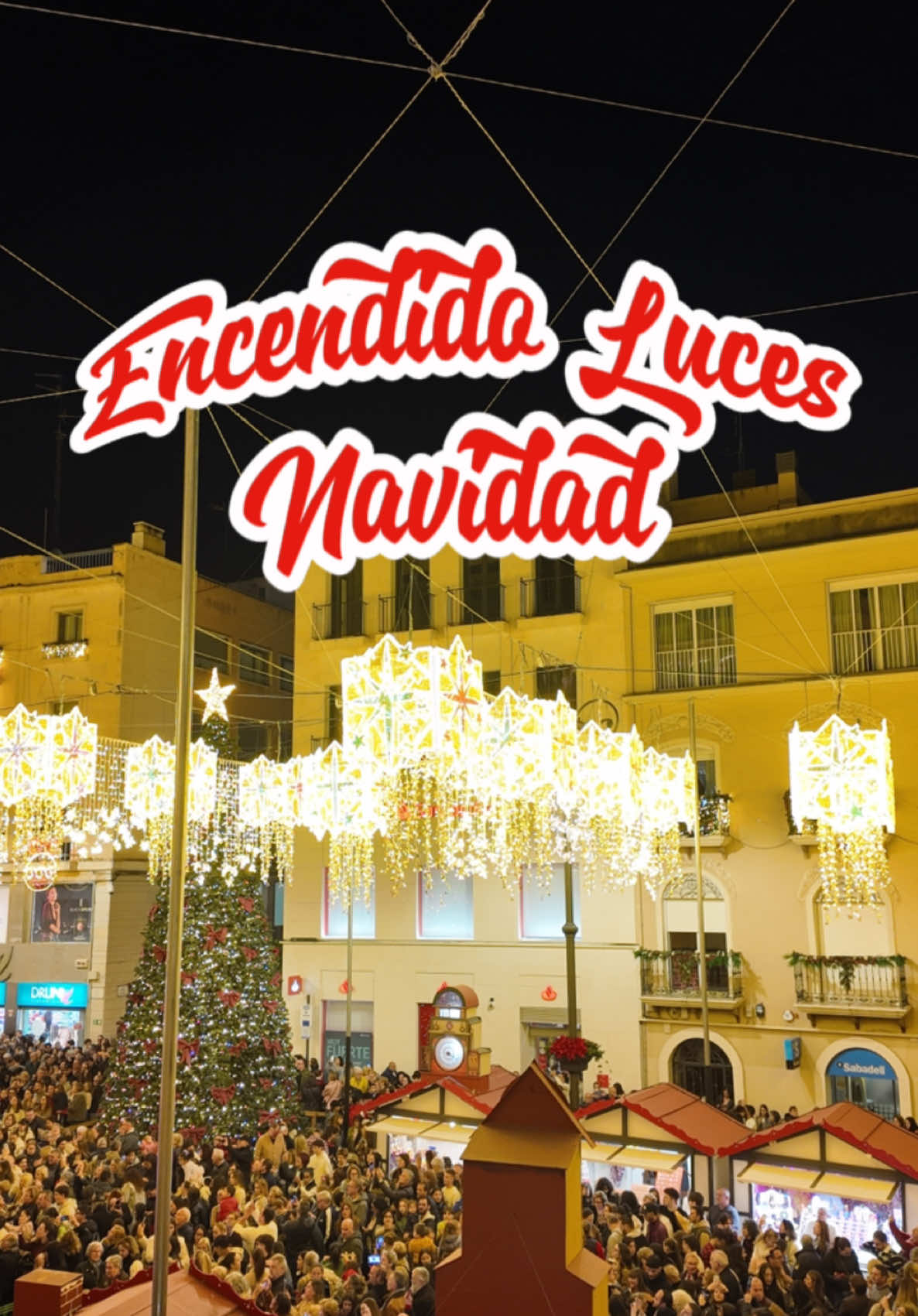 Asi ha sido el encendido de las luces de Navidad en Elche 🎄 #navidad #navidadelche #elche #elx #elchelovers 