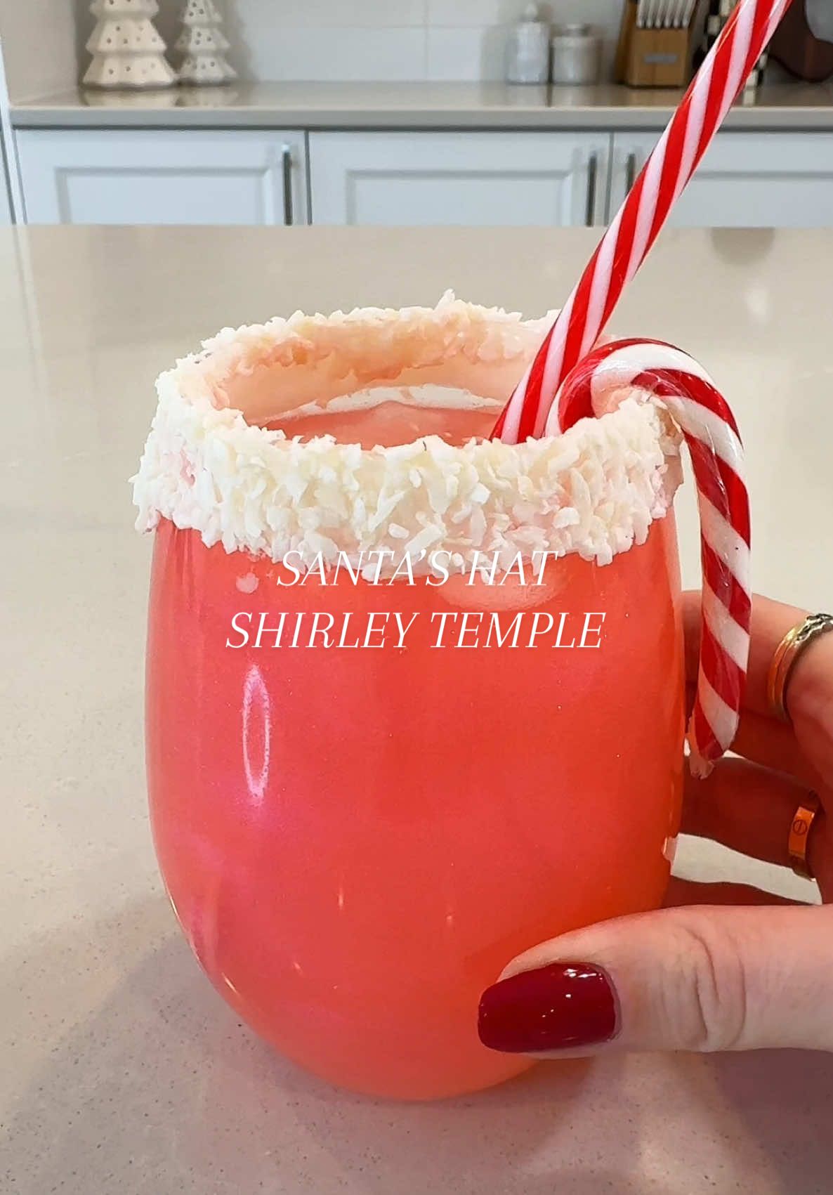 Santa’s Hat Shirley Temple 🎅🏼 #christmas #drink #mocktails #cocktails #christmastiktok #christmascountdown #satisfying #satisfyingvideo #asmr #asmrsounds #Recipe #shirleytemple 