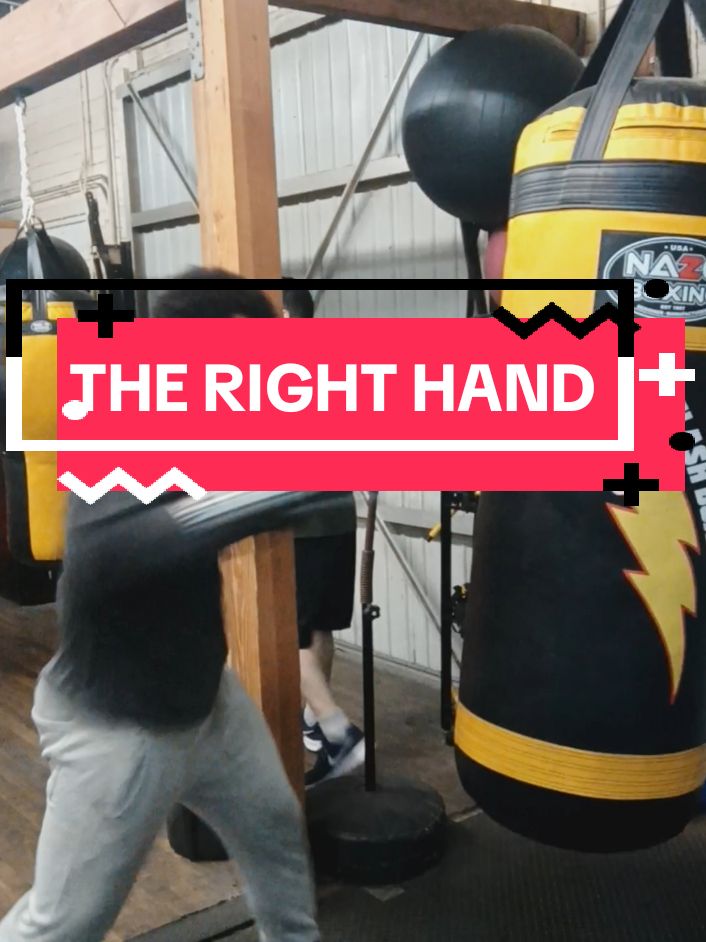 Working on that right hand #boxing🥊 #rightstraight #segundo  #training #fypシ 