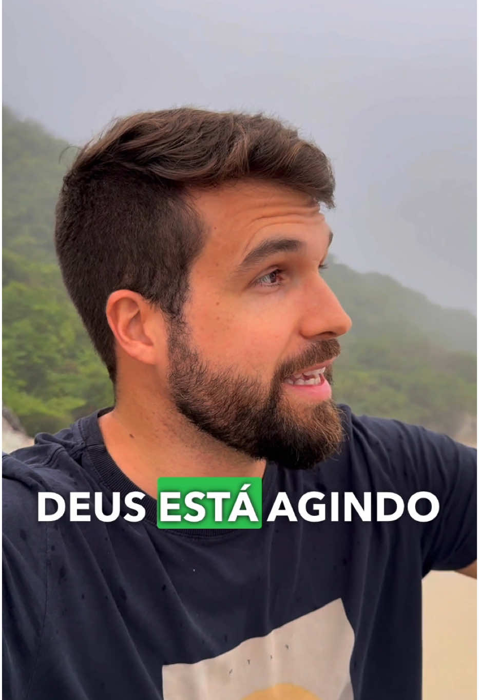 Mateus 4:4 Jesus, porém, afirmou-lhe: Está escrito: Nem só de pão viverá o homem, mas de toda a palavra que sai da boca de Deus. Lembre-se, Deus está agindo a seu favor, mesmo quando não parece.