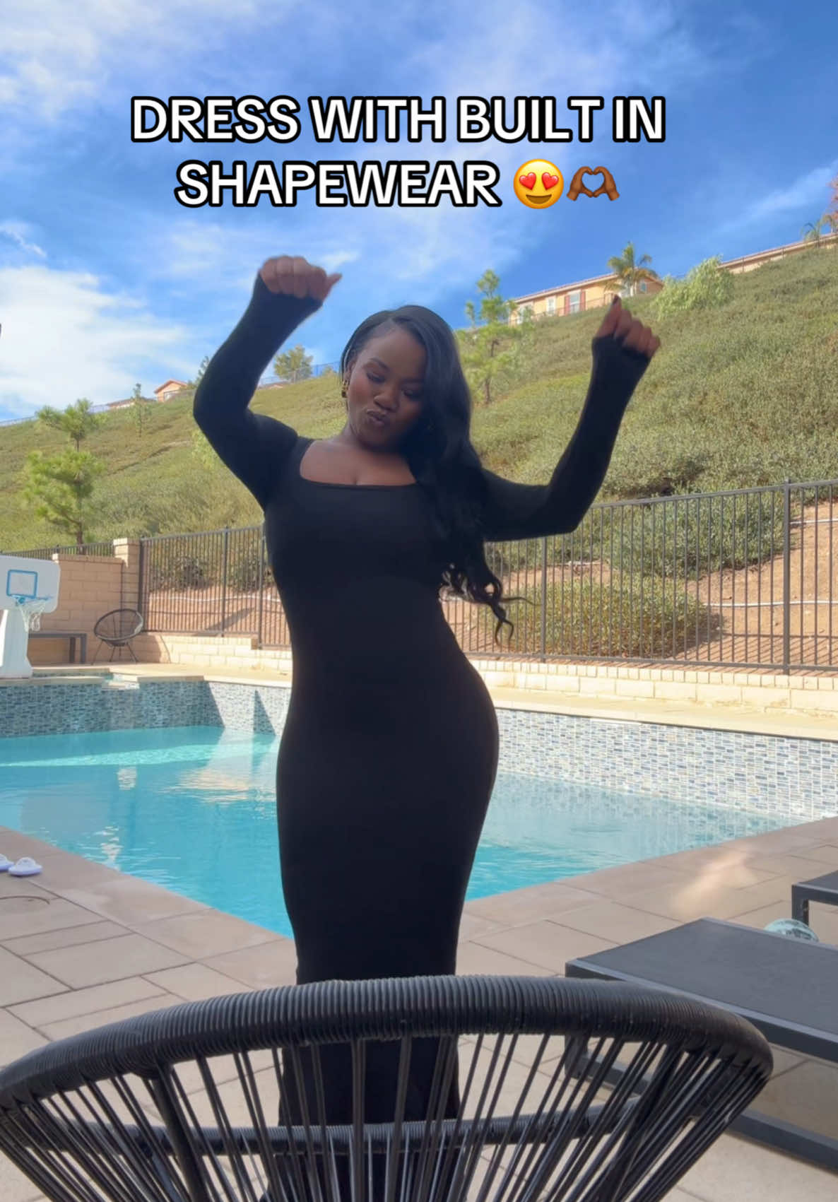 A 2-in-1 deal 🥰 bodycon dress comes with built in SHAPEWEAR • • • • #dress  #shapewear  #bodycondress  #longdress  #TikTokShop  #OOTD 