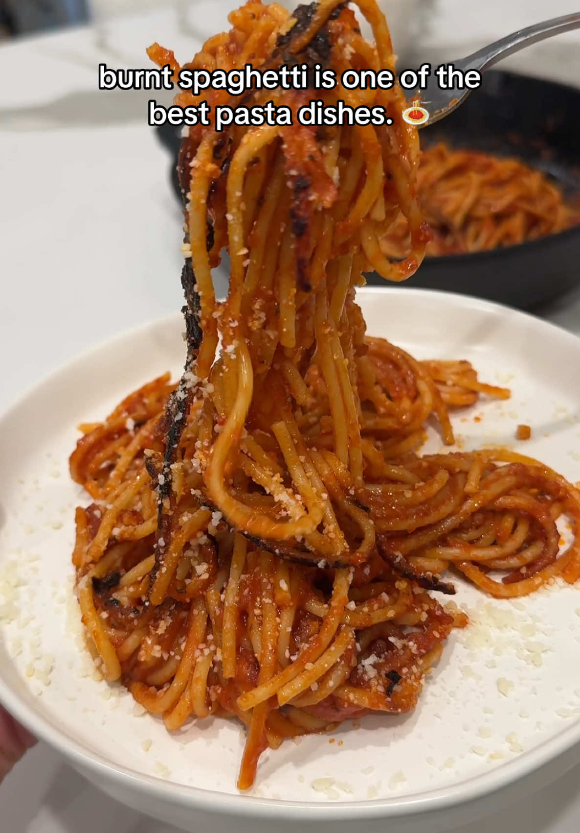 Burnt spaghetti is one of the best pasta dishes. Would you try? 🍝 #kroger #spaghetti #pastarecipes #burntspaghetti #foodhacks #pasta #foodies #FoodTok @Arianna | content creator 