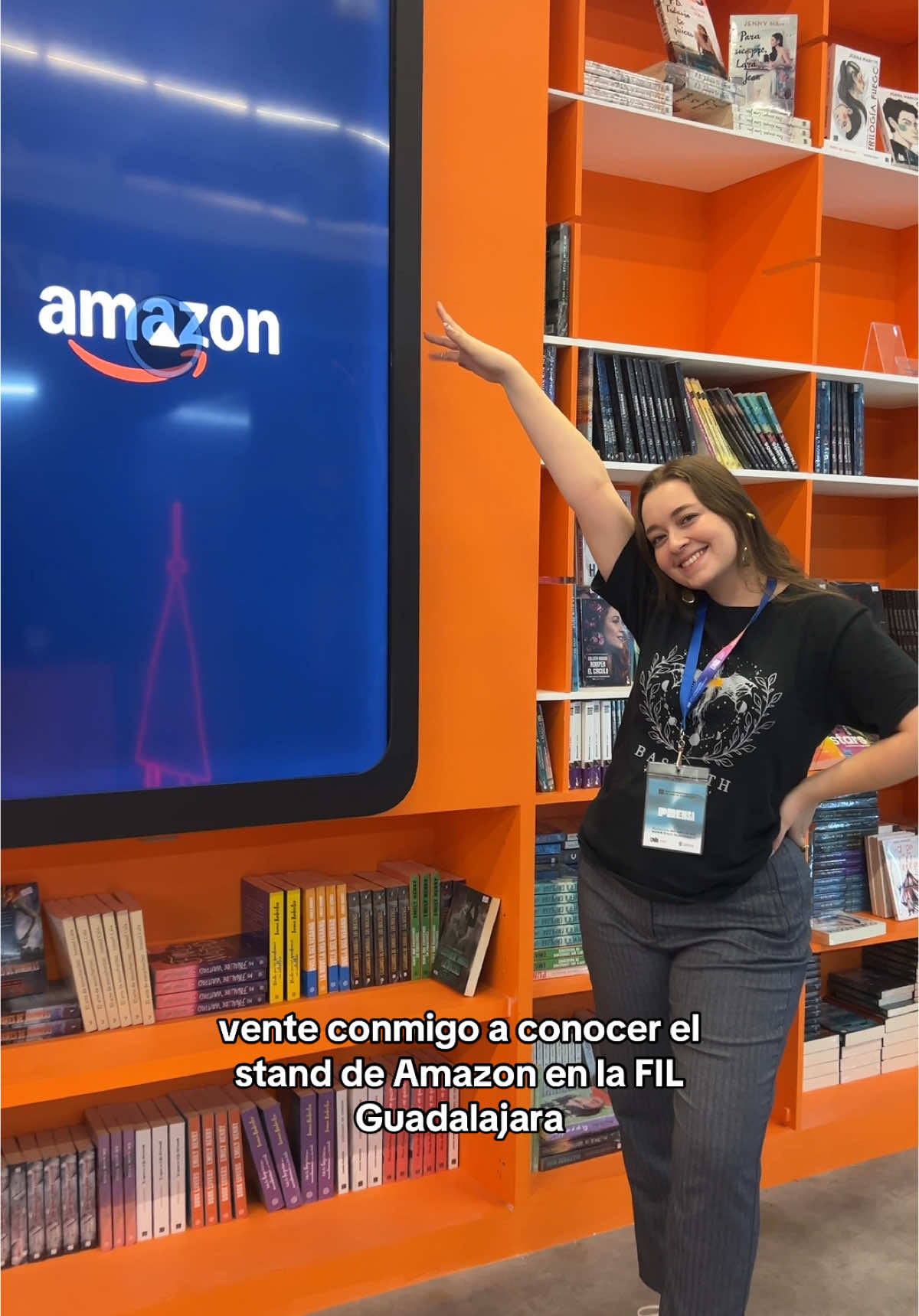 no te puedes perder el stand de amazon en la FIL 🙌✨ @Amazon México @planetajovenmx @PlanetadeLibros.com  #JuntosALaFil #Creemosenloslibros