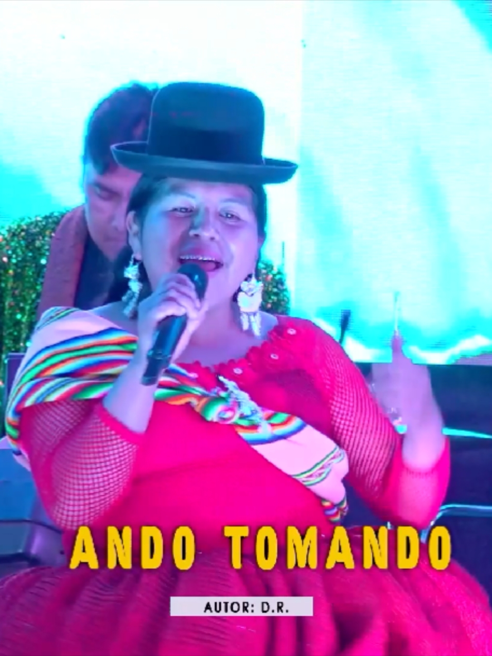 ADELAIDA DEL AMOR ANDO TOMANDO EN VIVO