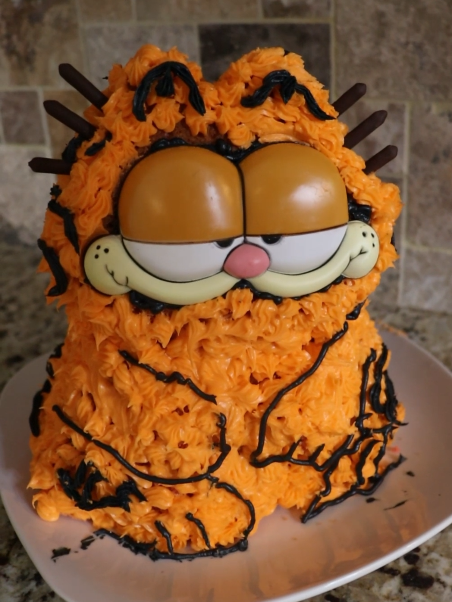 I made a Garfield Cake for my birthday!#quintonreviews #nickelodeon #garfield #garfieldcake #garfieldthecat #garfieldandfriends