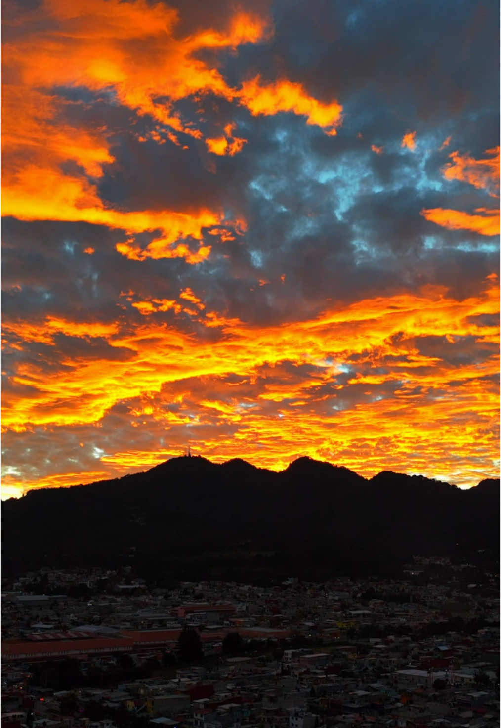 La mejor atardecer que he visto 😍🌅🥹📸 #atardecer