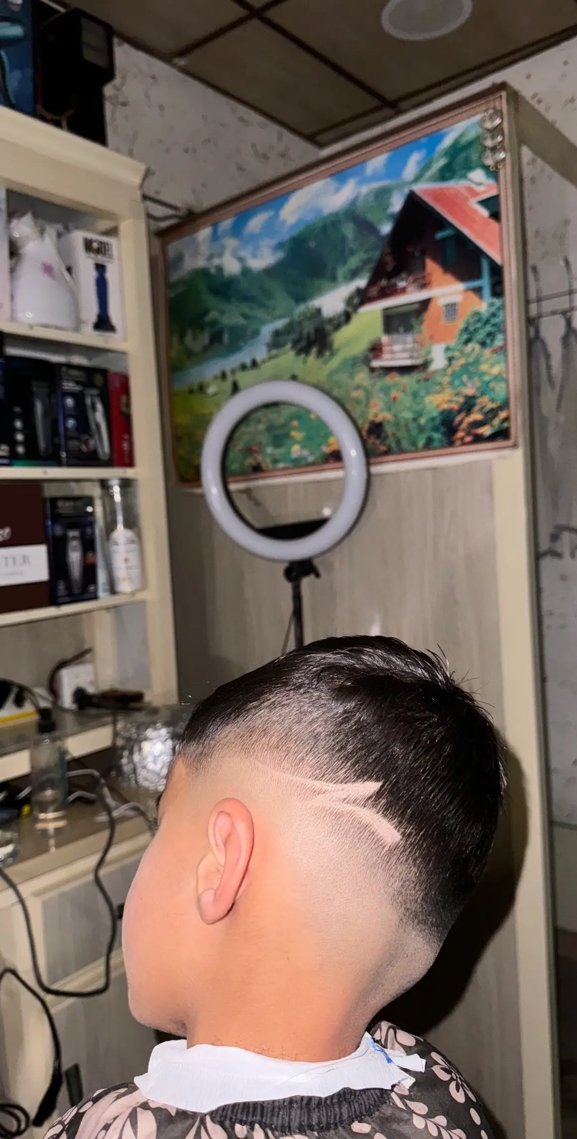 #دهوك_ئاکڕێ_زاخو_ئامێدی_بەردەرەش_شێلادزێ #homebarber💈✂️📍ທ່າແຂກ #zaxo_duhok_hewler_slemani_hawler #دهوك_duhok 