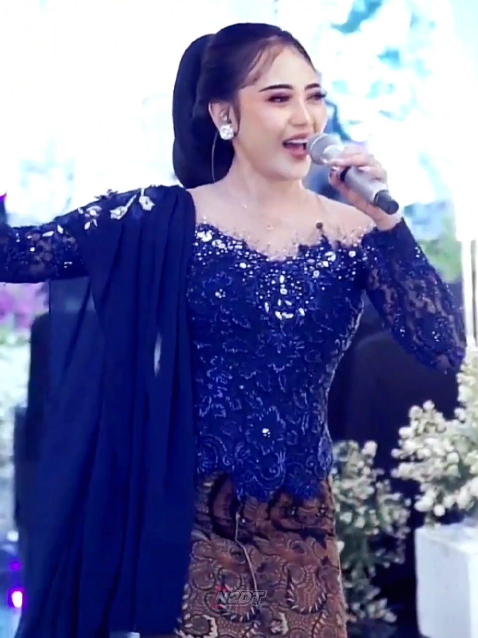 Dhuh Sang Mustikaning Asmoro ||  Pujaningsih • Silvy Kumalasari ft Sangkara Music #pujaningsih #silvykumalasari #silvykumalasari_real #sangkaramusik #sangkaramusik_pacitan #sinden #sindenjawa #n2dt #n2dtmusik #masukberanda #dangdutstory #fyp #fypシ゚ #music #musikviral #musikdangdut #dangdut #dangdutkoplo #dangduttiktok #dangdutviral #koplo #koplotiktok #beranda #viral #trendingtiktok 