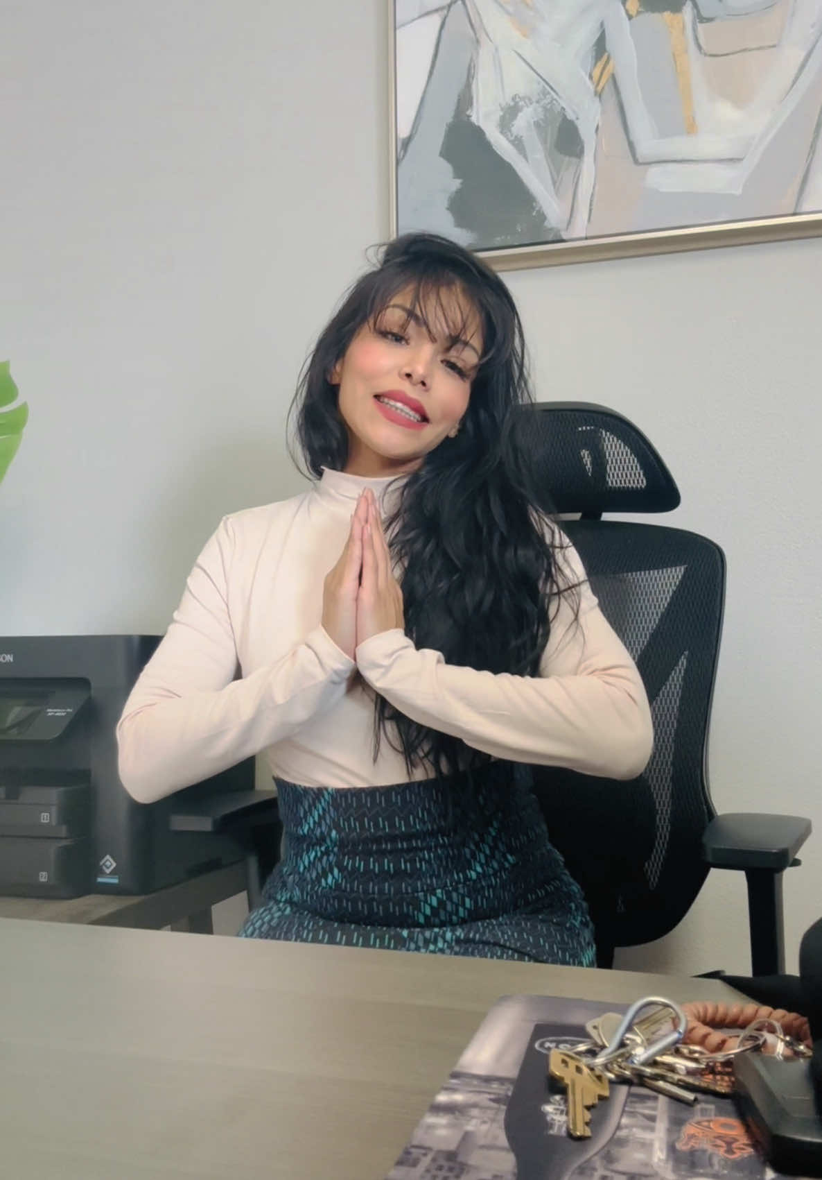 Help me promote my girlies Song, if you can’t share this video. Please check out her song ♥️🫶🎶 #work #working #workoutfit #promote #song #songs #artist #artistsoftiktok #christmassong #christmas #santa #santababy #santasanta #trending #share #Love 