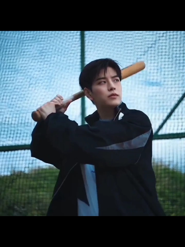 he loves baseball so much.💘 #SEUNGMIN #StrayKids #stay #seungminedit #parati #fyp #foryoupage #straykidsfypシ #kimseungmin #ily #skzedit #seungmin 