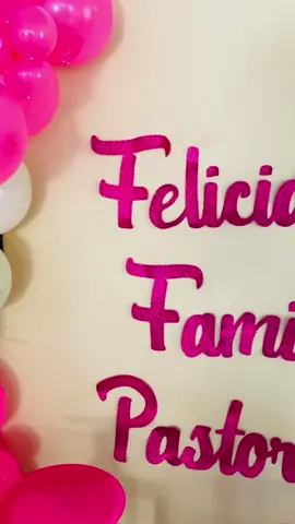 Tematica Familia Pastoral 🙌🏻  tonos fucsia y beige 🩷✨  #Dios #jovenescristianos #hagamosviralajesus #decoracionconglobos 