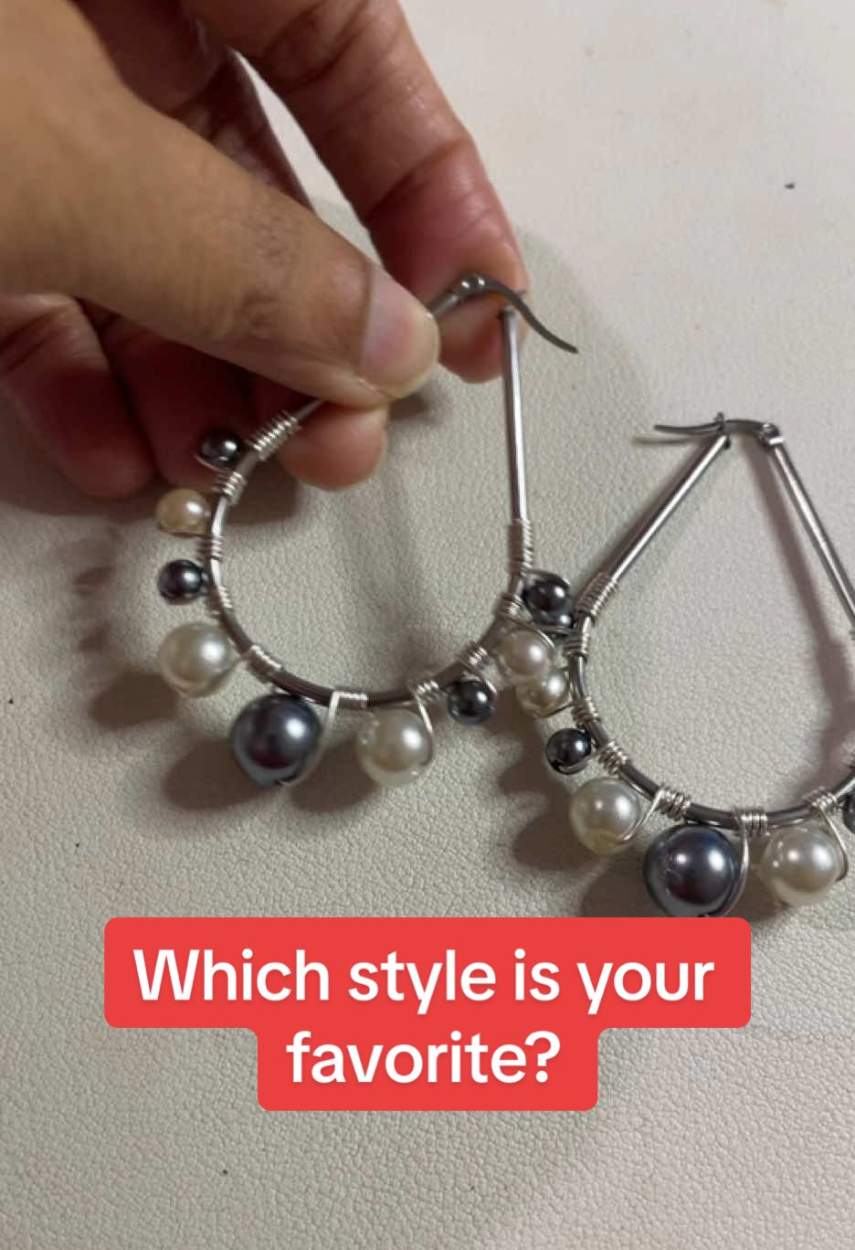 Which style is your favorite? #whichstyleisyourfavourite #makeearrings #wirewrappedearrings #wirewrappedjewelry #handmadeearrings #hoops #newearrings #holidaygifts #miisassyjewelry 