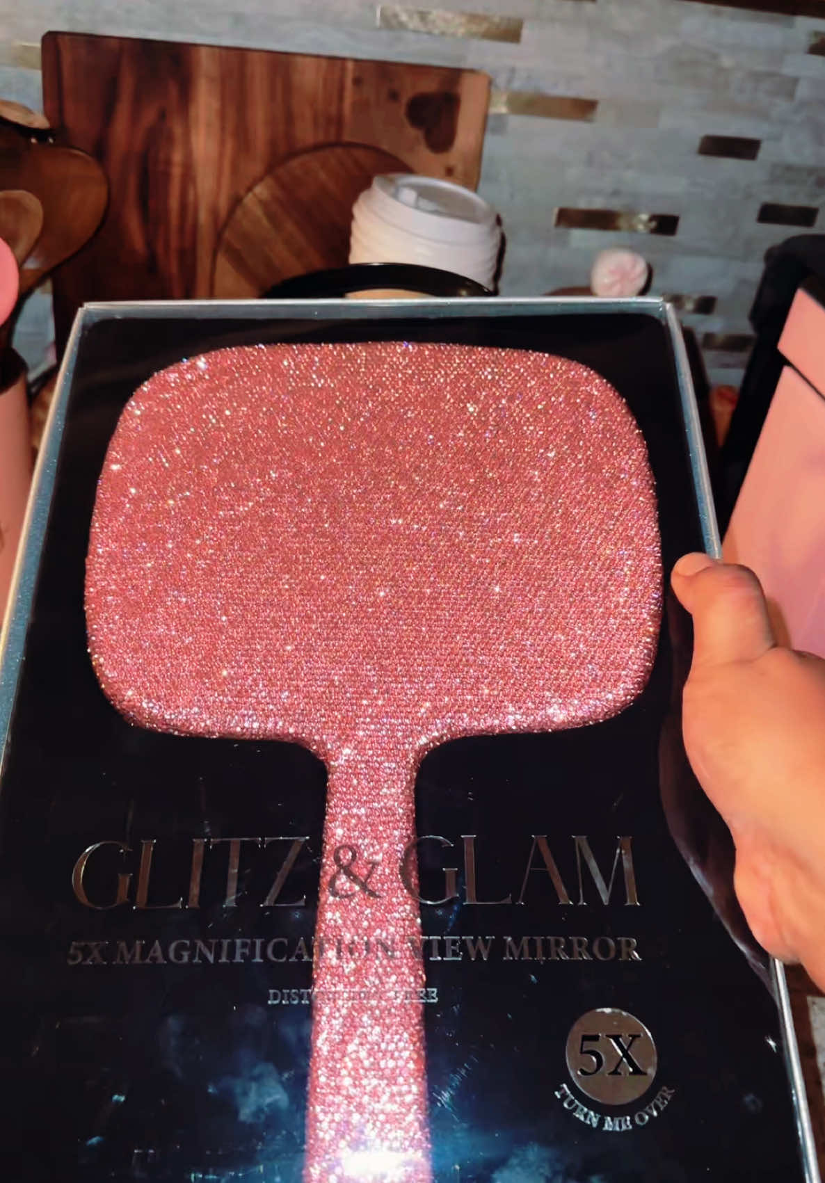 #glitzandglam #viralglitzandglambrushes #pinkkitchen #pinkfavorites #fyp #parati #viralvideo #pinkfinds 