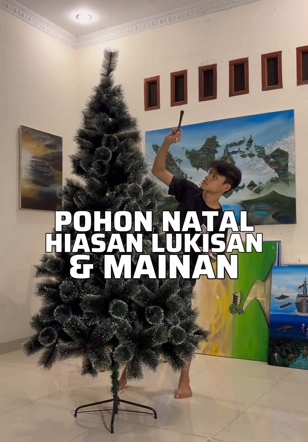 Gemesss 🎄✨ Pohon Natal hiasan Lukisan & mainan #pohonnatal #christmastree #lukisan #artraas 