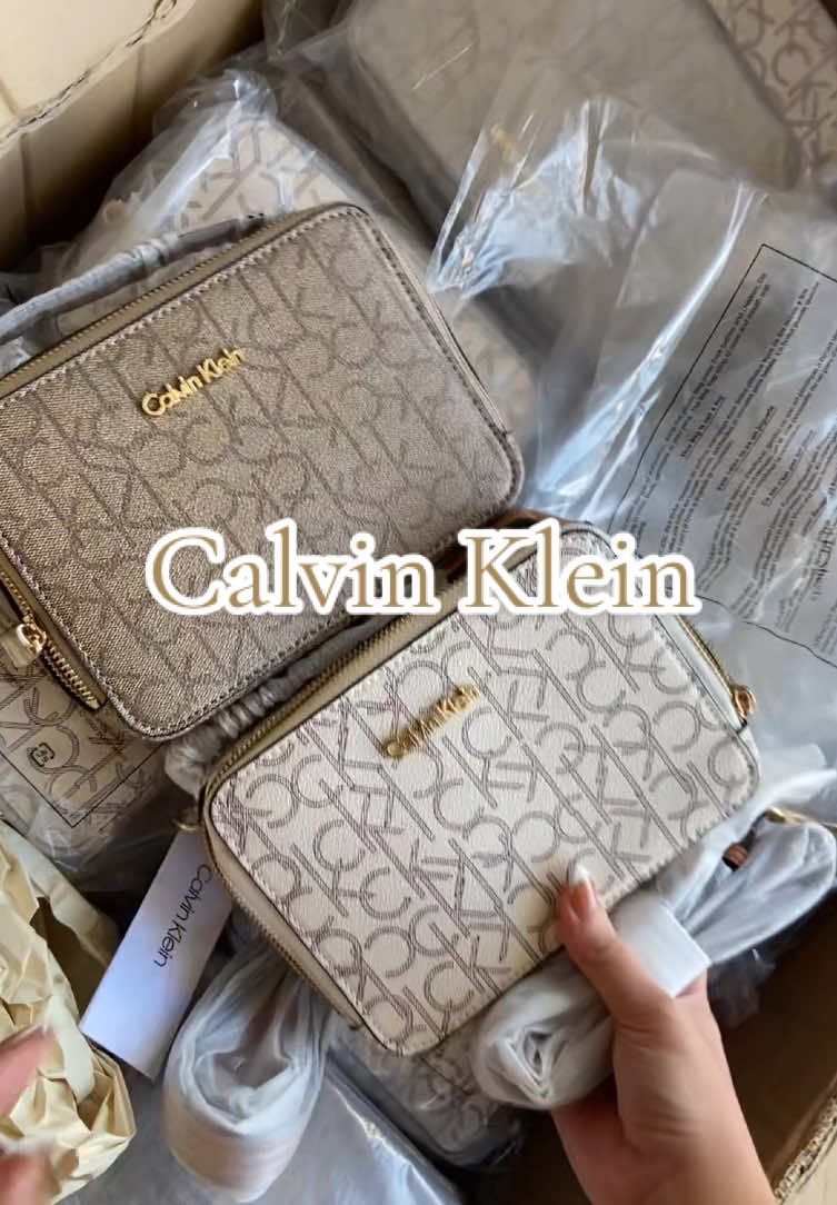 Calvin Klein bag is now available 🫣 #calvinklein #calvinklein #mallpullout #mpobagsph #fypシ゚ #fypdong 