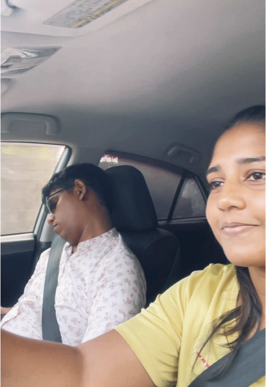 Always giving my man the passenger princesses opportunity 😅♥️ @Dulaj Asiri #passengerprincess #cargirl #drivingispassion #husbandwife #tiktokviral