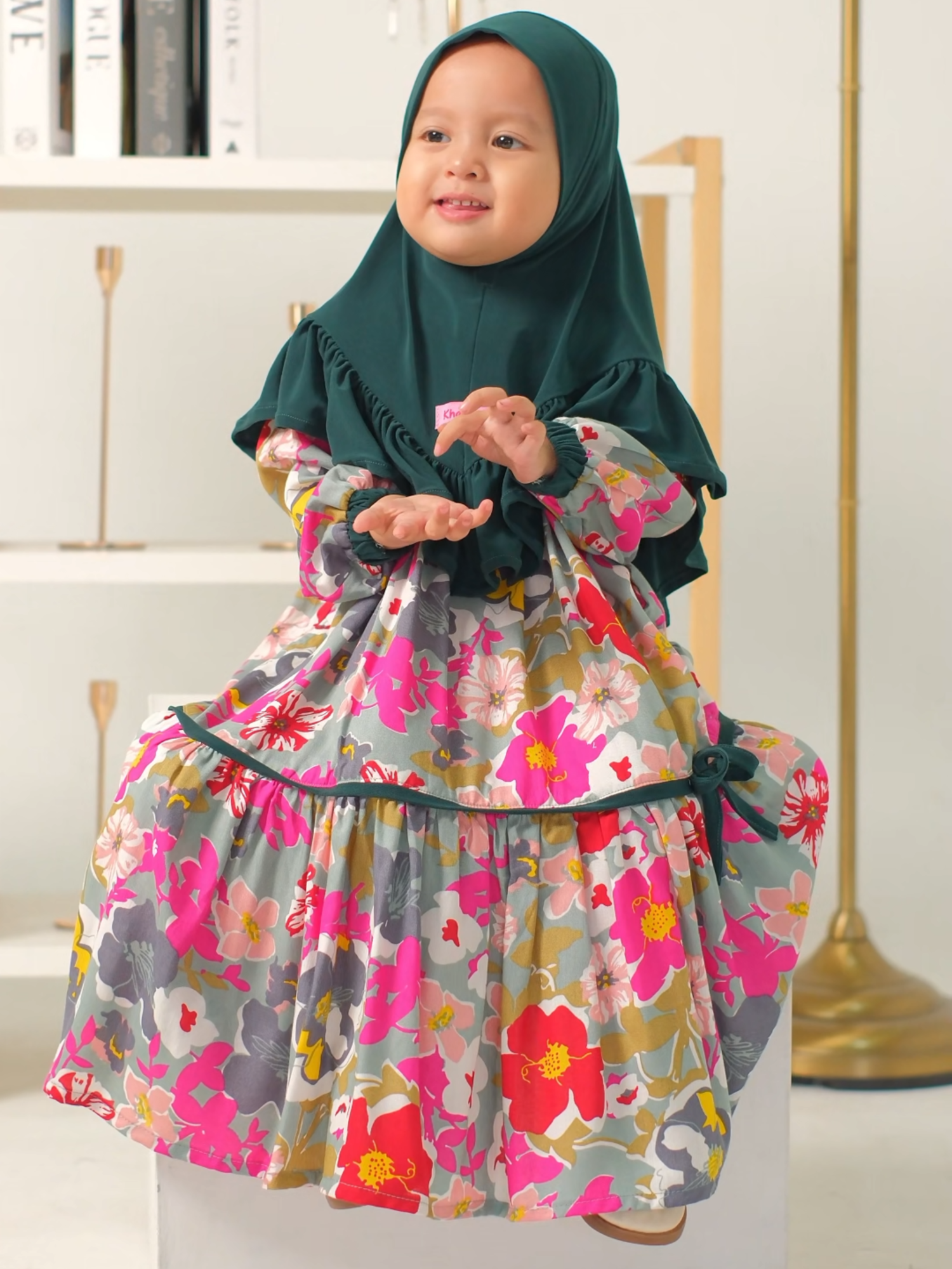 MasyaAllah Gamis Khairina bikin hati meleleh deh!! Liat deh Bunn warnanya cantik-cantik bangett#gamisanakkatun #gamisanakumroh #gamislebaran