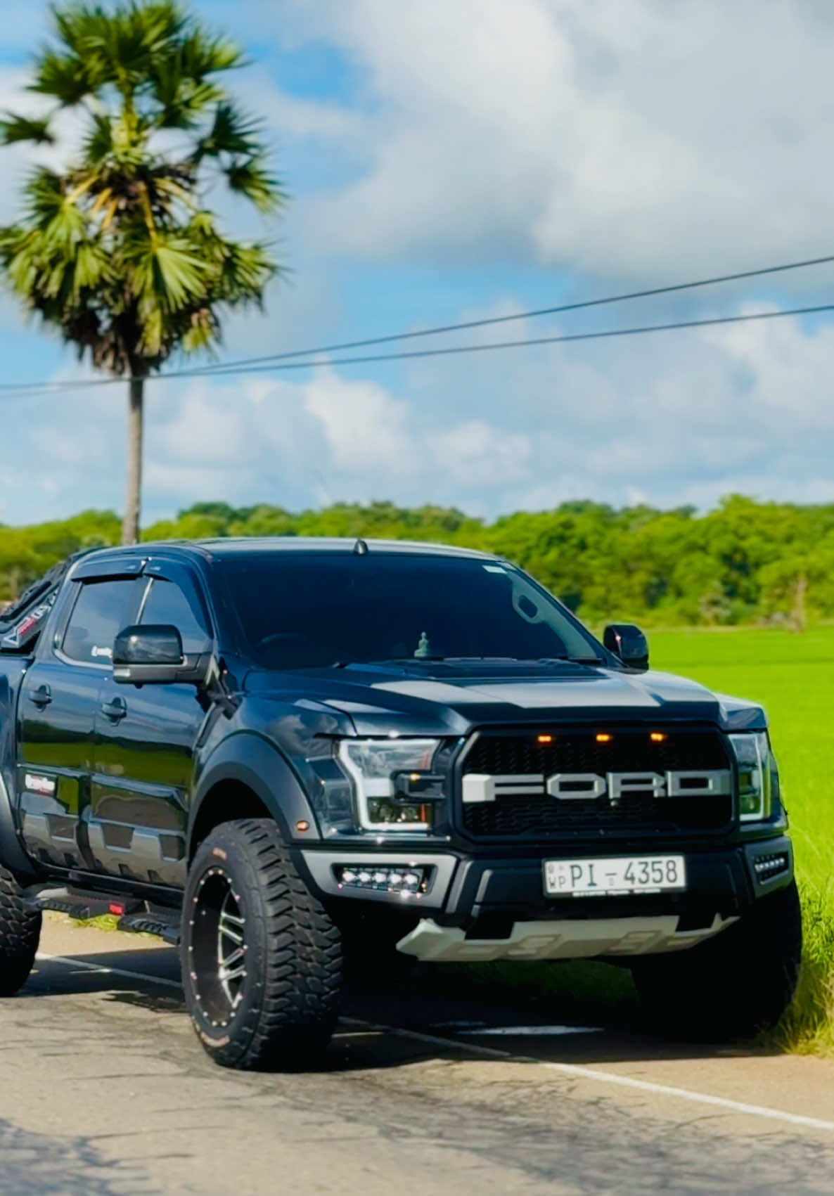 Black Rabbit🖤 #fordranger #fordraptor #viral #fypシ #foryoupage #fyp #fyp #ford 