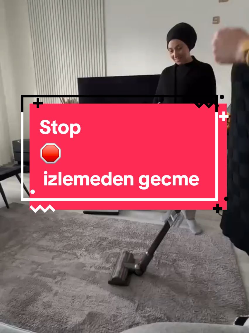 Evinizdeki toz bulutunu suyun gücüyle yok edin! #wasserfilter Halı, sert zemin, perde... Her yer tertemiz! #teppichreinigung 🌀 Vivenzo Sulu Sistem Elektrik Süpürgesi ✅ Tozu ve alerjenleri suya hapseder. ✅ Daha temiz bir hava ve hijyenik bir ortam sağlar. ✅ Yıkama ve derinlemesine temizlik modu ile fark yaratır! #allerji 💧 Nasıl mı çalışıyor? 1️⃣ Su haznesini doldurun. 2️⃣ Temizliği başlatın. 3️⃣ Toz ve kirler yok olur, eviniz tertemiz olur! #temizlik 💥 Avantajlar: ✔️ Toz torbası derdine son! ✔️ Yüksek performans, düşük maliyet. ✔️ Hem süpürge hem de halı yıkama modu bir arada! ✨ Evinizde temizlik devrimi başlasın! 🌟 Vivenzo: Suyun Gücünü Evinize Getirin!  🛒🛒Hemen sipariş verin! 00491729242621 #deutschland🇩🇪  #reels  #sale  #angebot  #vivenso  #hyla  #werbung  Anzeige werbung