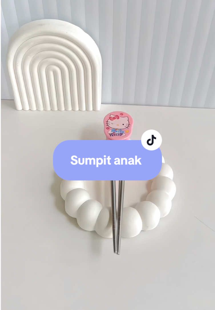 Sumpit anak karakter #sumpitkarakter #sumpitanak #sumpitmurah #alatmakeupmurah #xybca #murahbanget 