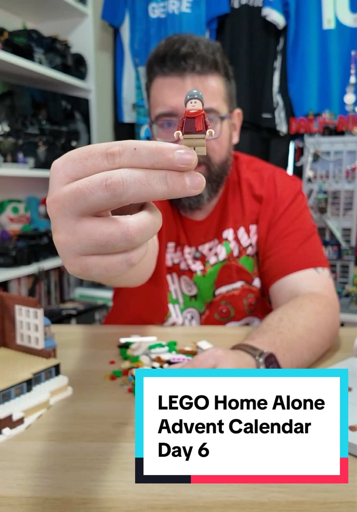 KEVIN!!! #lego #homealone #legohomealone #legoadvent #legoadventcalendar #advent #adventcalendar #legochristmas #legoxmas #christmas #xmas #legotok #legobuild #legos #afol 