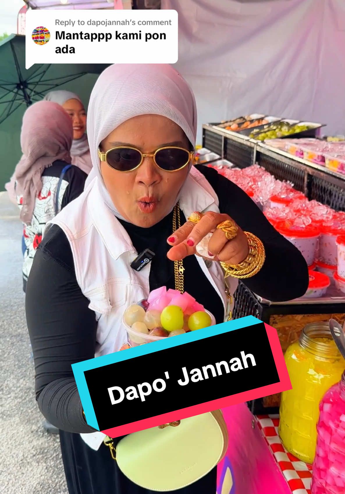 Replying to @dapojannah Tak lengkap Food Festival tanpa Koktel dari Dapo' Jannah @dapojannah ! Ada di Lapaq Food Festival, 5-8 Disember. Jangan terlepas  #koktel #fruit #dapo #festival #lapaqfoodfest #sungaipetanikedah #amanjayamall 