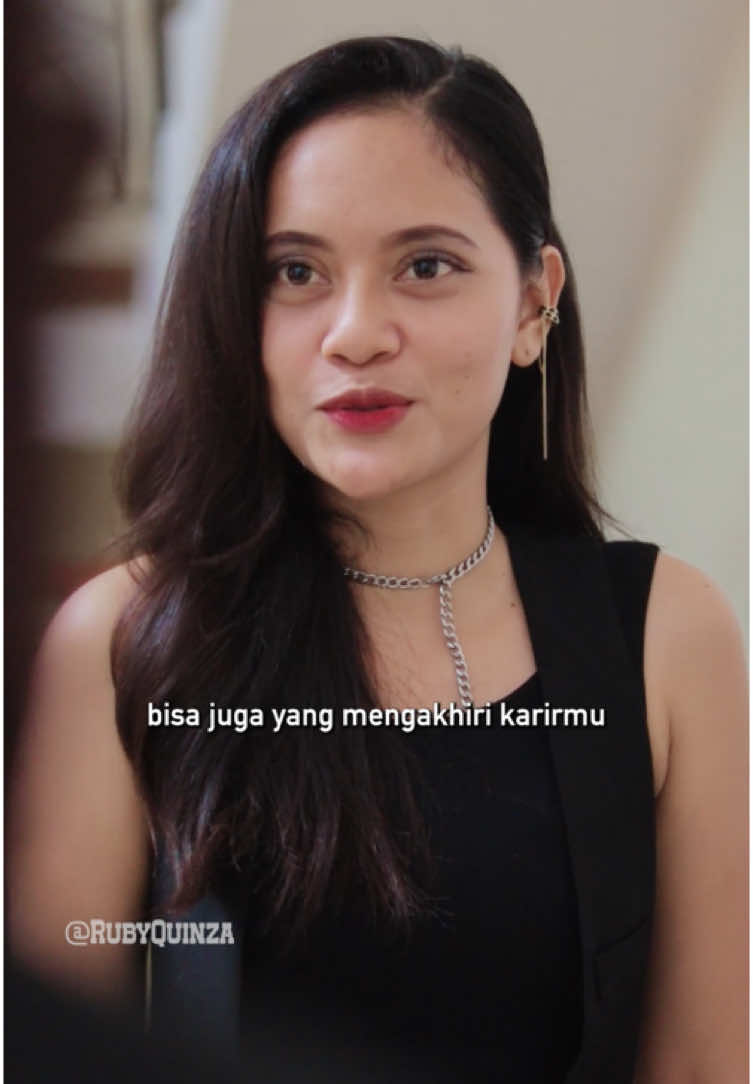 Gus Gus yang viral ini yah? #SerialTikTok #TikTokTainment #TikTokSeries #TikTokSeriesFuture #TikTokAwardsID #vote #ichalovely #drama #rubyquinza #suneedaycreative #dramatiktok #viraltiktok #ustad #gus #gusmiftah #penjual #minuman #esteh #rezeki 