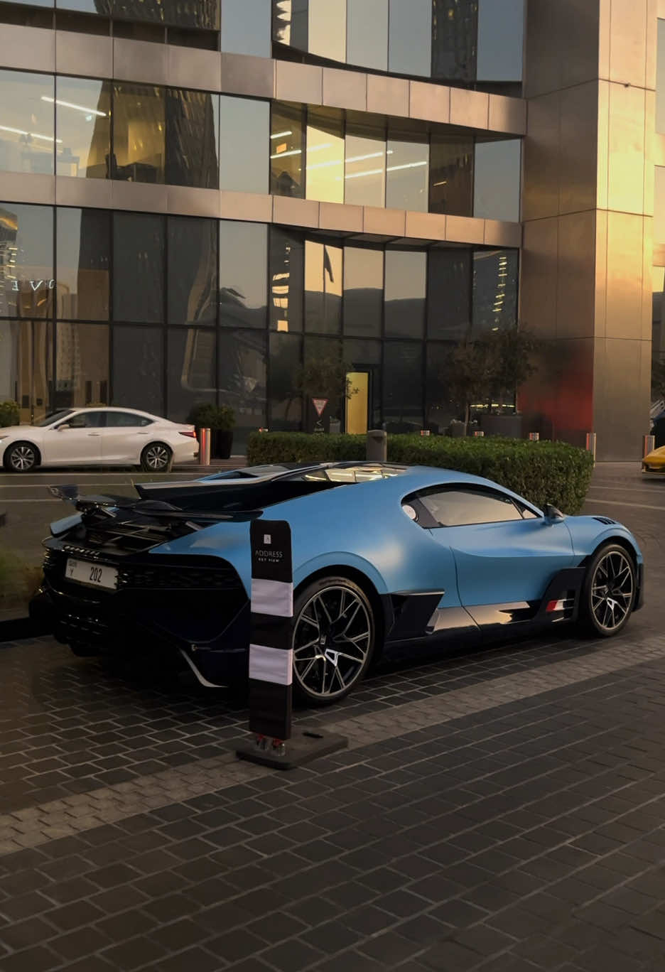 Fell in love 😍 #viral #capcut #hypercar #bugatti #divo #dubaicars #carsoftiktok #sunset #fyp 