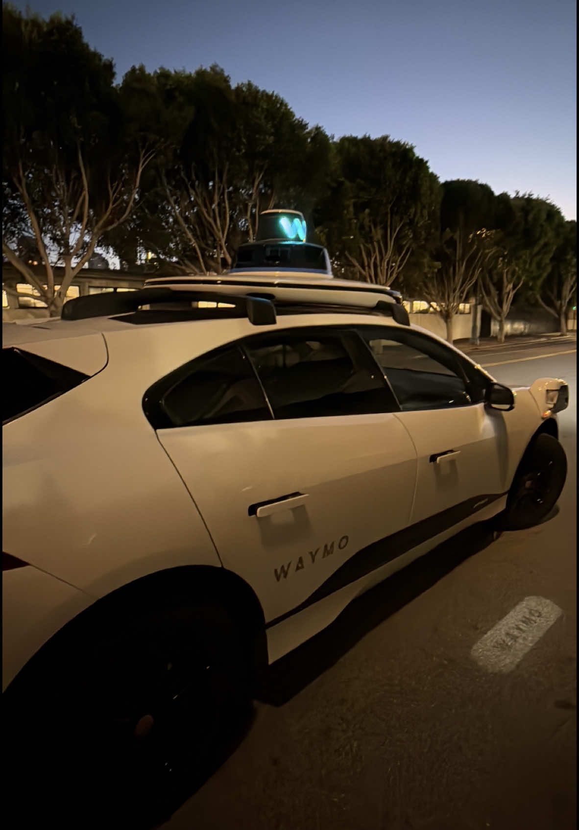 #waymo #driverlesscar #fyp #jaguar