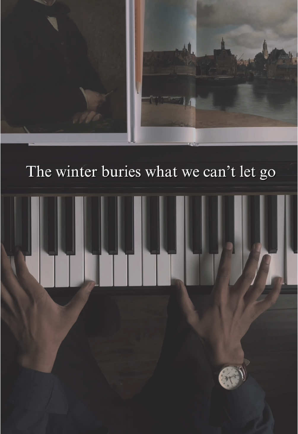 It’s snowing again.. #darkacademia #piano #music 