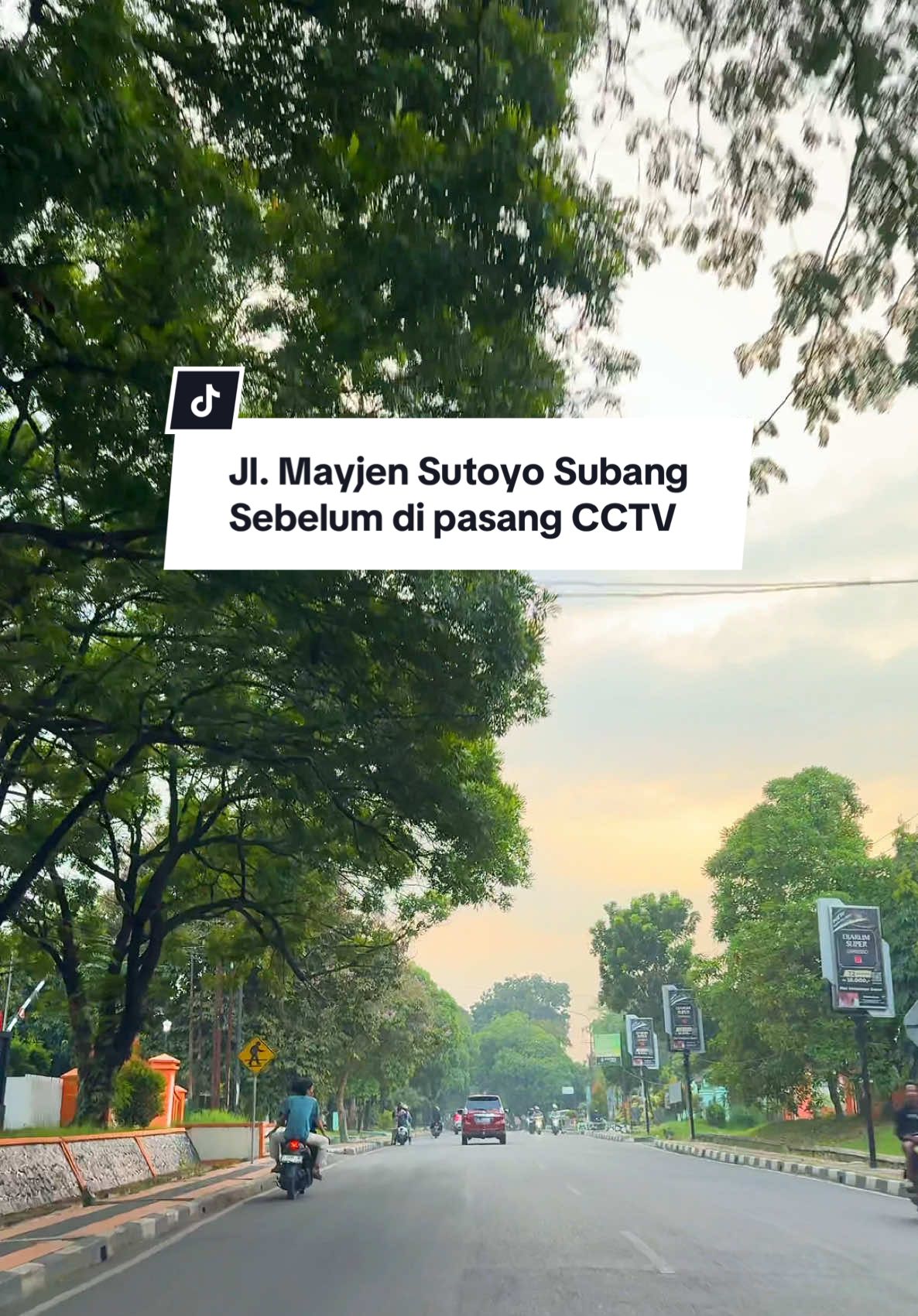 Jalan ini sekarang ada cctv nya loh.. #subang #subangjawabarat #infosubang #exploresubang #jalanrayasubang #polressubang #kodimsubang #lalulintassubang 