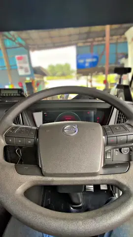 VOLVO FMX 440 DALAM KABIN😊#fypシ゚viral #tambngbatubara #mekaniktambng #vidiocinimatic #storyinstagram #storywhatsapp #CapCut #TikTokAwardsID 