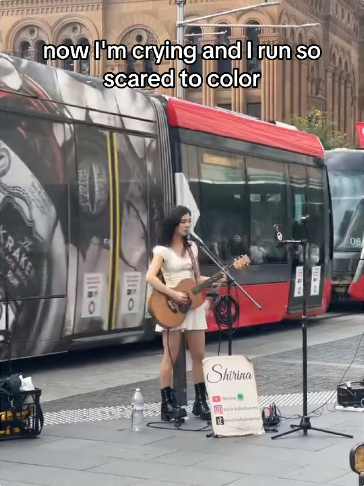 I gave a second chance to cupid 🩷  #cupid #fiftyfifty #kpop #shirina #busking #busker #streetmusic #streetmusician #sydneybusker #kpopcover #cupidcover 