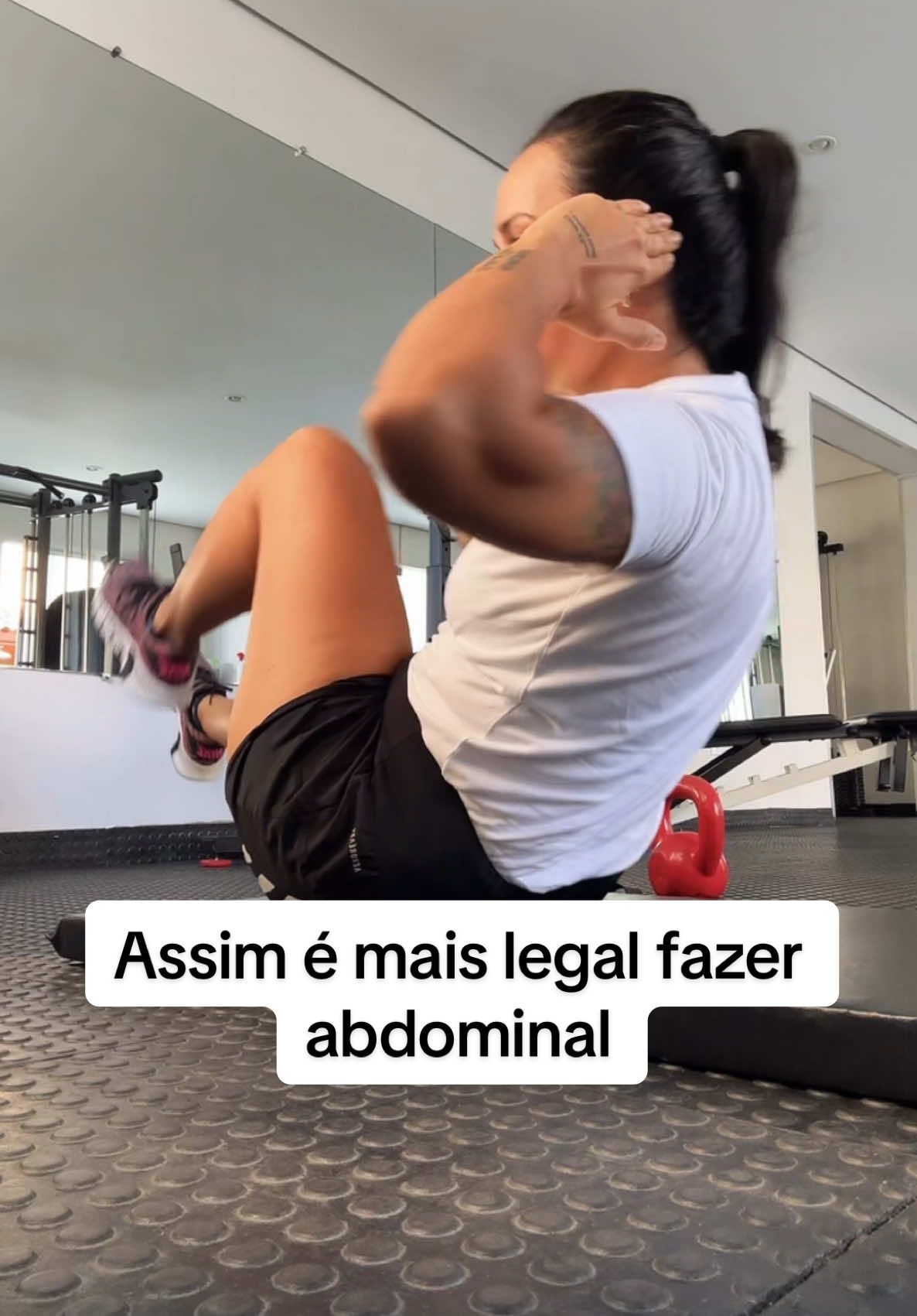 Encontrei a minha motivação para nao pular mais o abdominal 😂 Obrigada diva que deu a dica  #desafio30dias #diariodadieta #abdominal #passapassachallenge 