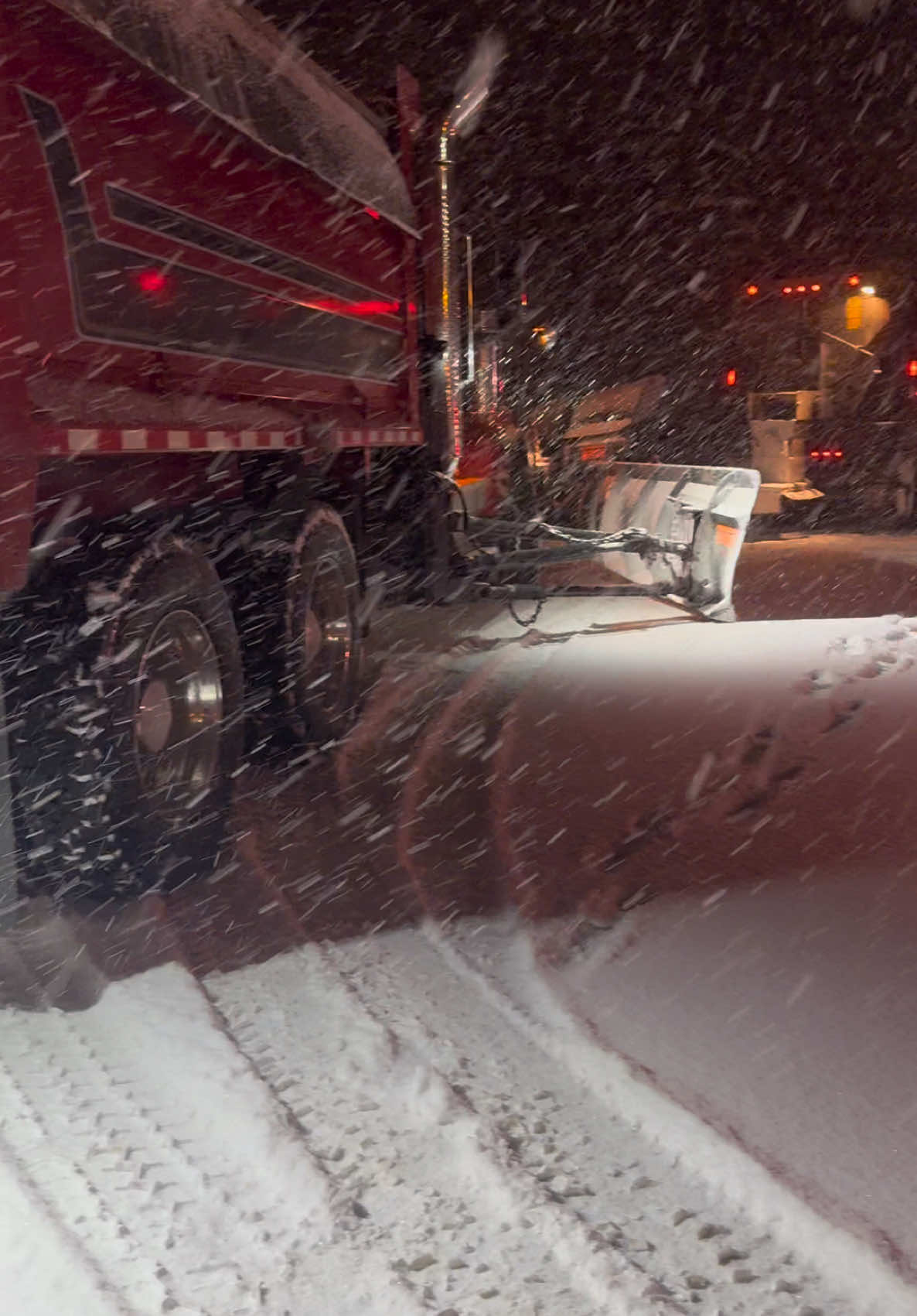 Lets get it!  #westernstar #4900 #cumminsx15 #plowtruck #starcar #snowstorm #bigrig 