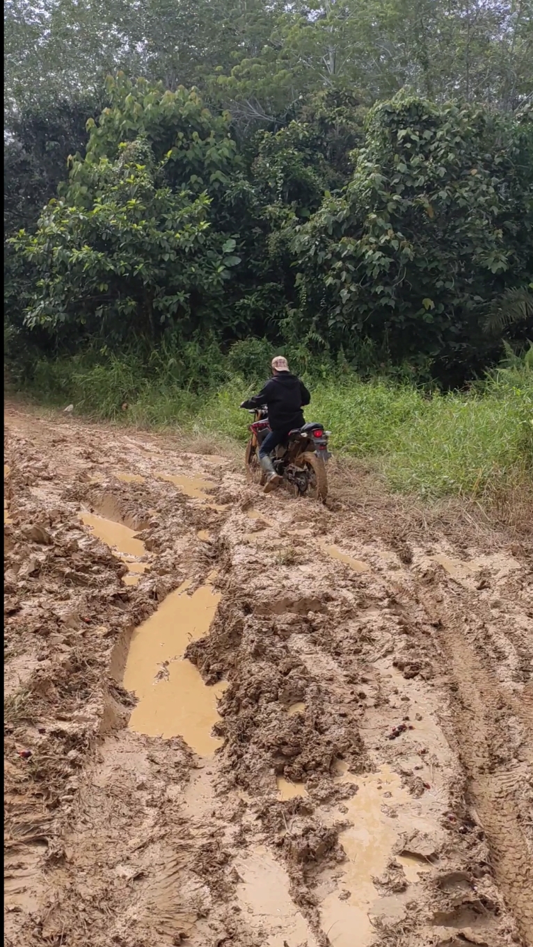 Lupa pasang baling - baling Doraemon #offroad #fypage #kalimantanbarat 