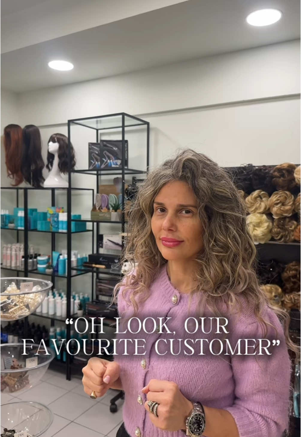 ✨“Oh look our favourite customer”✨ #hairduty #hairextensions 